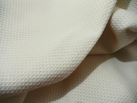 Tecido Piquet Pequeno Favinho Off White - 100 % algodão 