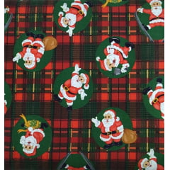 Tecido Tricoline Digital de Papai Noel no Círculo - Fundo Xadrez Vermelho e Verde - Coleção de Natal